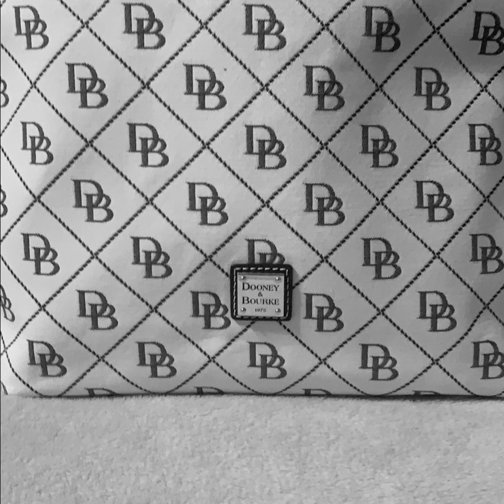 Dooney and Bourke shoulder bag.